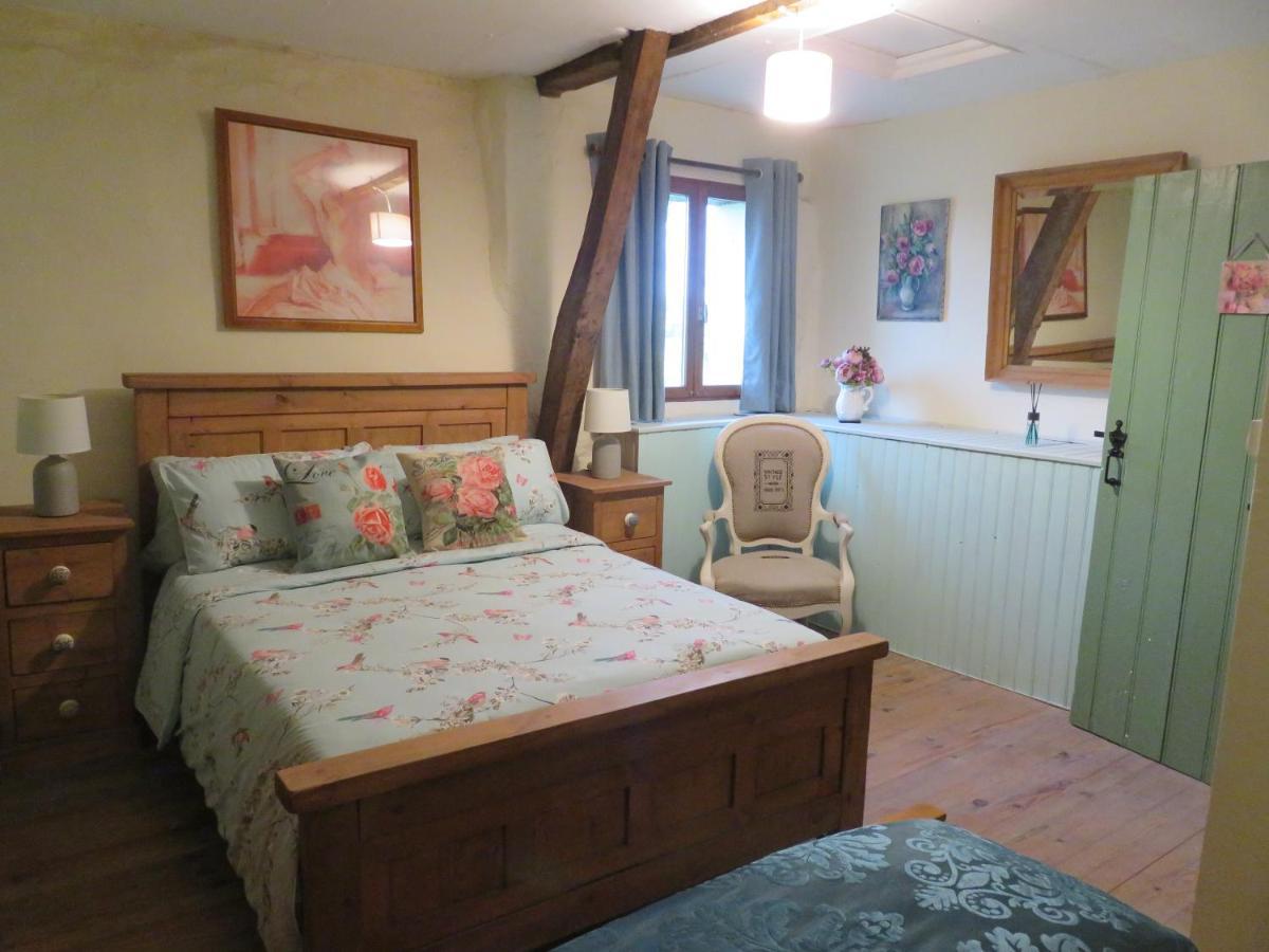 Michouat Chambre D'Hotes Vidou Extérieur photo